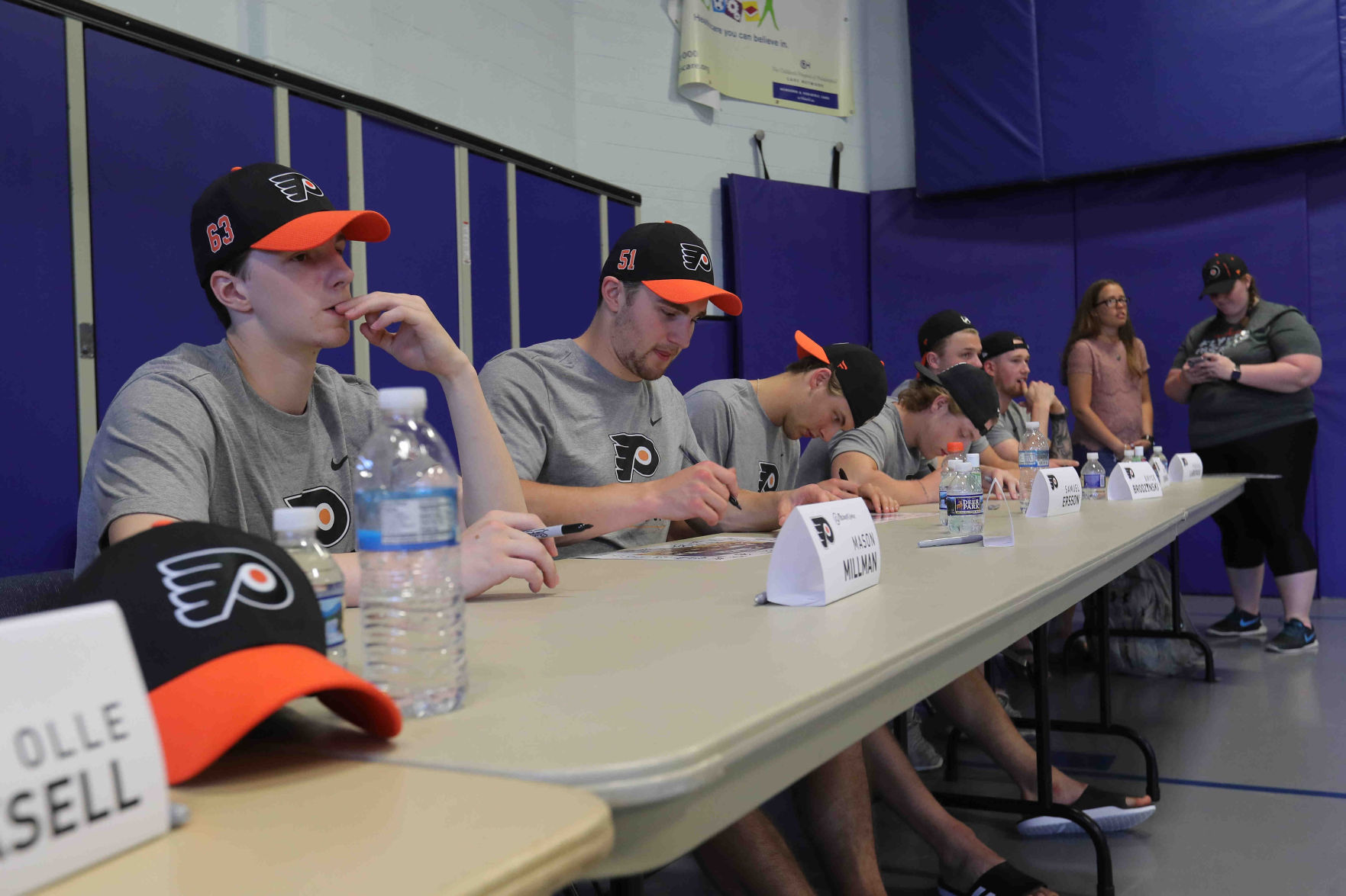 Philadelphia Flyers prospects sign autographs and play volleyball